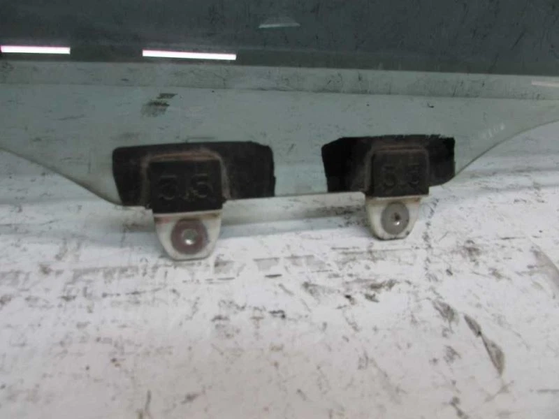 2007 2008 Honda Fit Right Passenger Side Front Door Window Glass OEM - Image 4 of 4