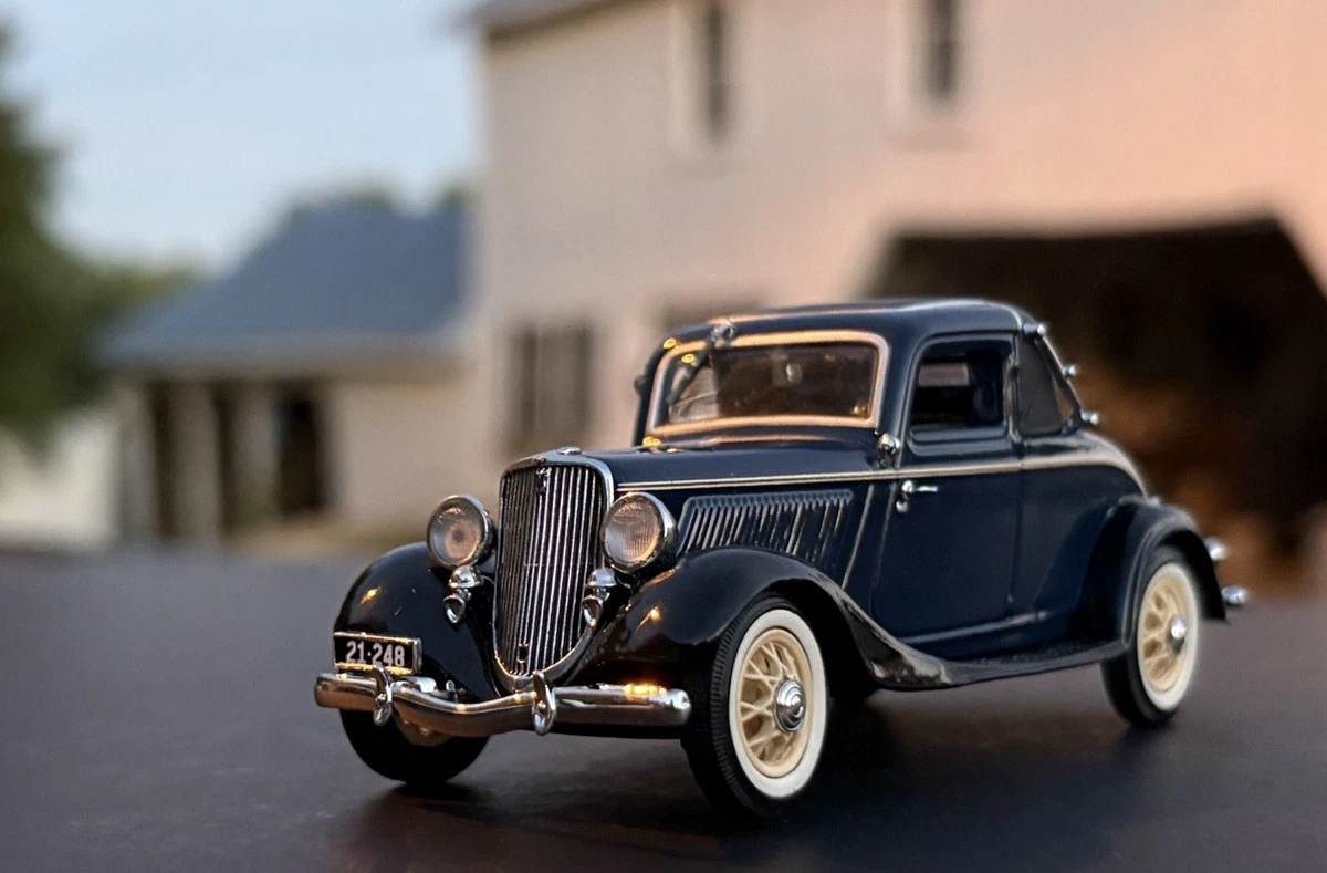 Ford 1933 Vehicle Year Contemporary Manufacture Diecast Cars