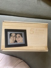 5.6 Pandigital LCD Digital Photo Frame NIB