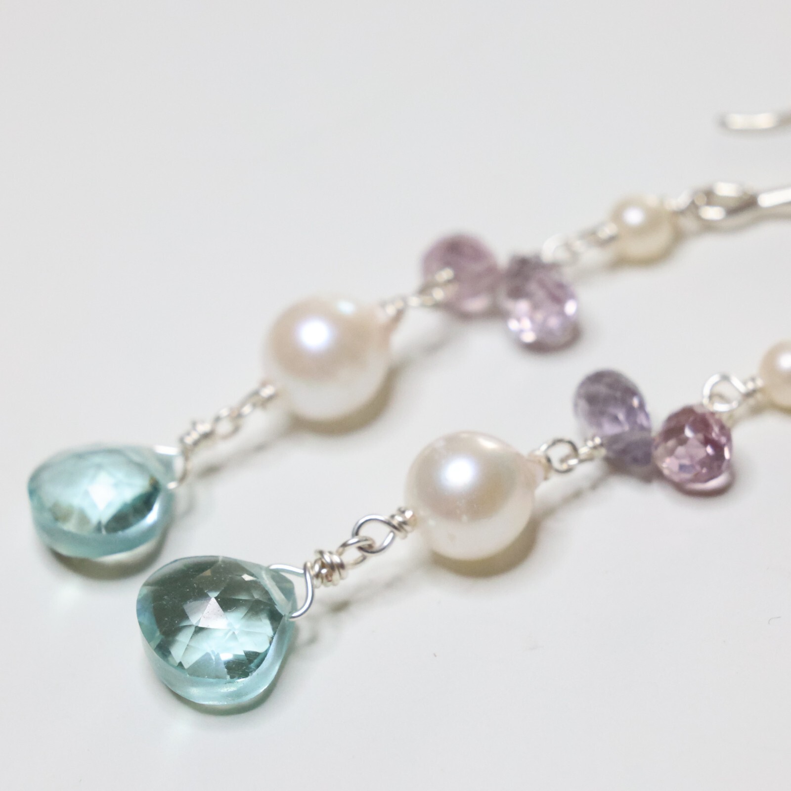 Boucles d'oreilles argent perle pour illuminer vos tenues de bureau et vos soirées