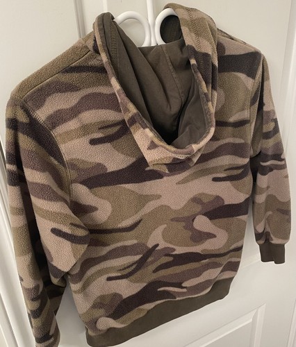 Gap Kids Green Camo Fleece Sweater/Hoodie - Size 8 ๐ฅ๐ฅ๐ - Picture 5 of 7