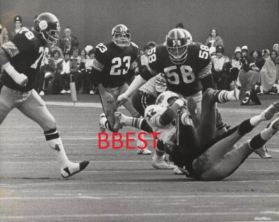 JACK LAMBERT AFC PLAYOFF 12/22/74 GETTING SOME JUICE 3-RIVERS STADIUM 8X10