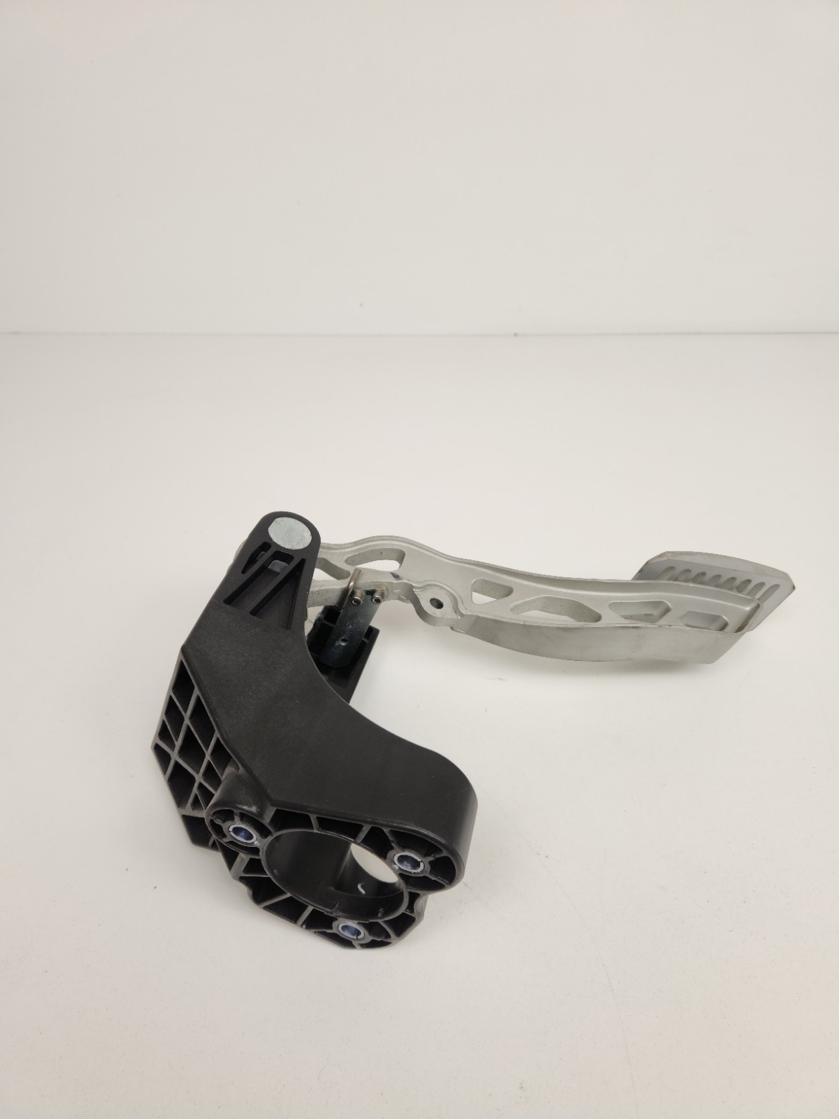 2015-2016 MCLAREN 650S SPIDER BRAKE STOP PEDAL 11C0143CP OEM 