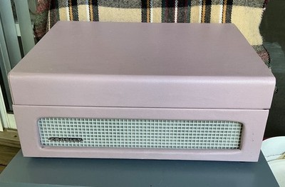 Crosley CR8017A-AM Voyager Vintage Portable Vinyl Record Player Turntable