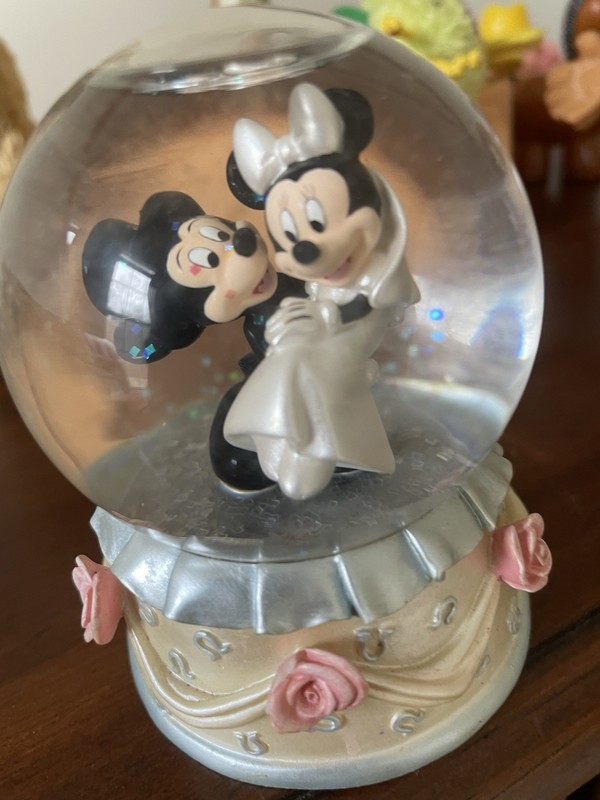 Disney Mickey & Minnie Mouse Wedding Black Tux White Gown Mini Snow Globe 3.5"