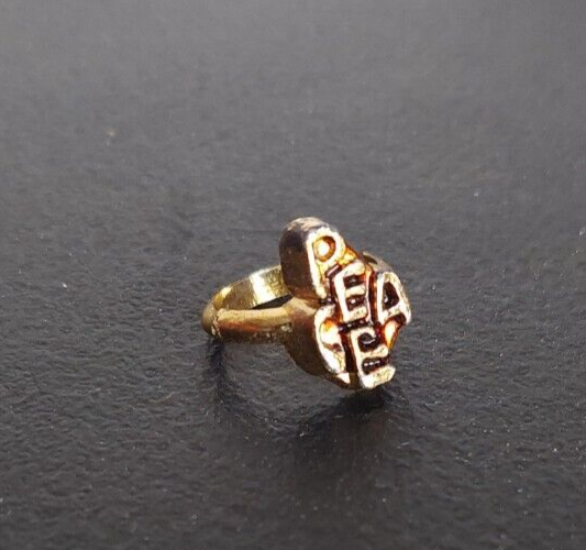 CRACKER JACK, CEREAL PRIZE PEACE RING. SZ 4 1/2. GOLD TONE. MADE