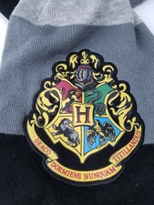 Harry Potter Hogwarts Crest Knit Scarf with Tassels OFFICIAL Merch EUC Slytherin