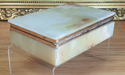 Green Onyx Cigarette Box with Lid Brass Hinges and Edging Vintage - Picture 11 of 19
