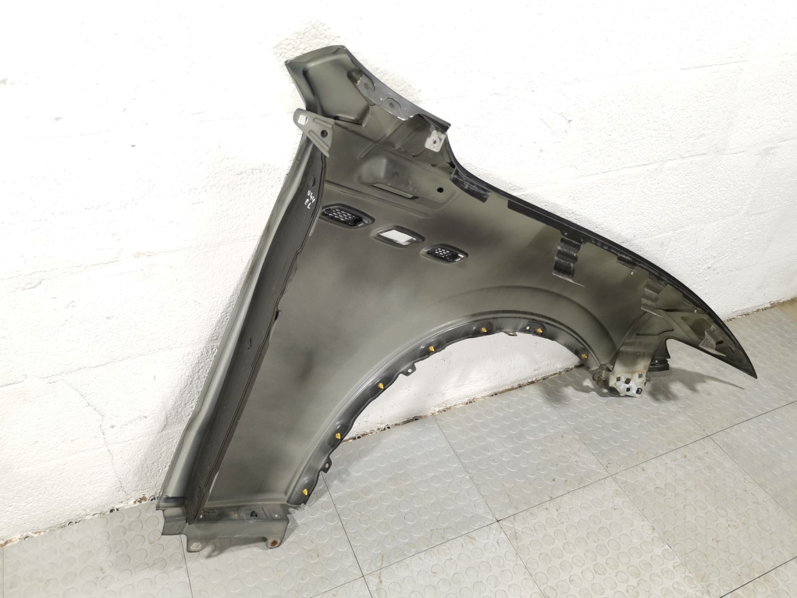 Maserati Levante S AWD 2017 Front Left Black Color Fender Cover OEM