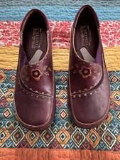NEW L  Artiste by Spring Step Women's burgundy Leather Slip on Shoe 40