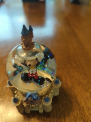 Disney Schneekugel Kuppel Miniatur 3,5 cm. - Bild 11 von 11