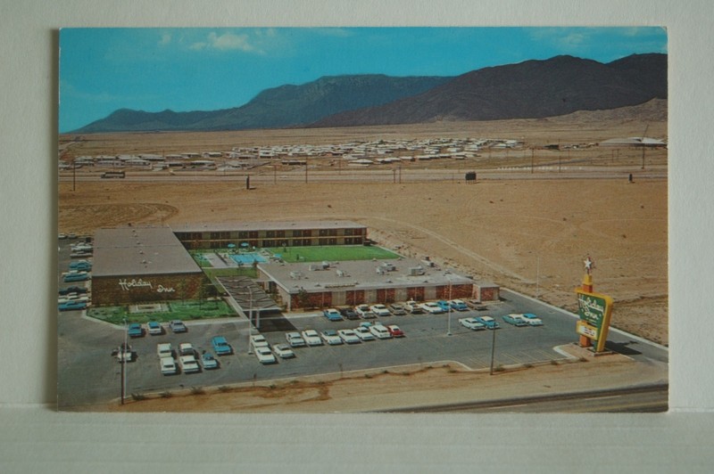 Holiday Inn East, Albuquerque, New Mex., Route 66 Postcard