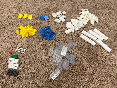 Vintage Building Bricks Pieces Lot Assorted Blocks Parts Mixed Colors