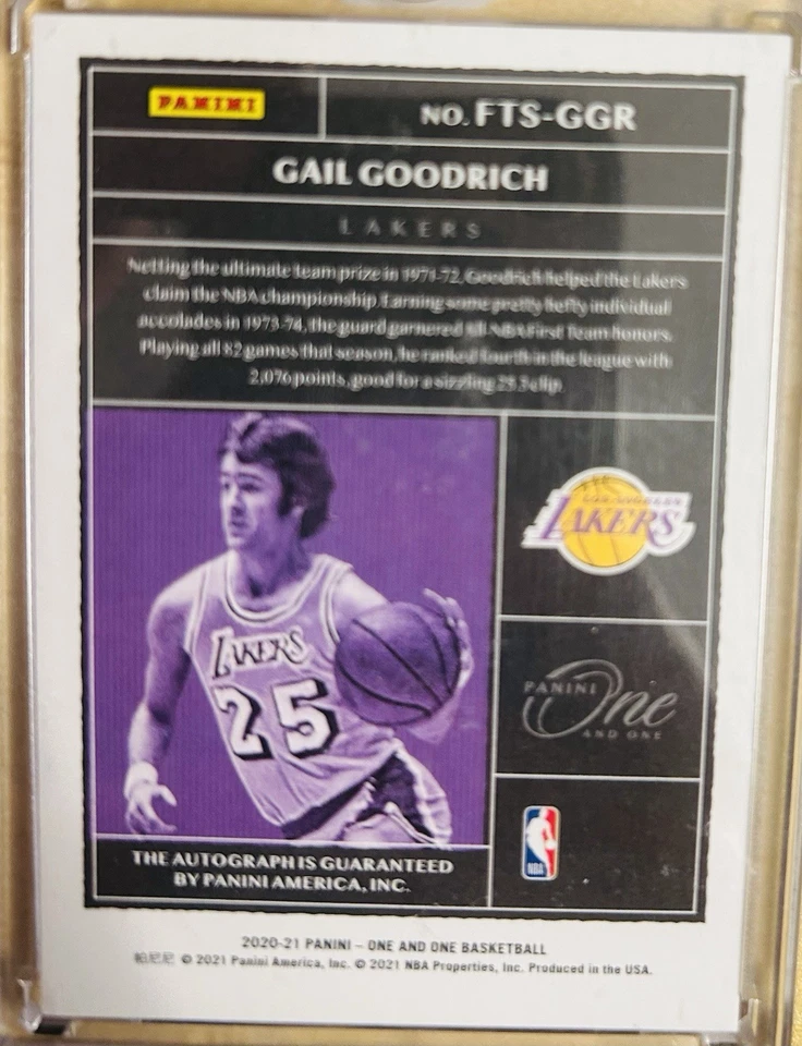 2020–21 Panini One & One — Гейл Гудрич NoFTS-GGR с автографом /15 Los Angeles Lakers - Изображение 4 из 4