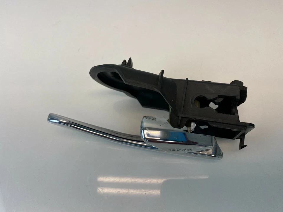 05-07 Mercury Mariner Front Right Side Interior Inner Door Handle YL84-7822614AL Foto 3 de 4