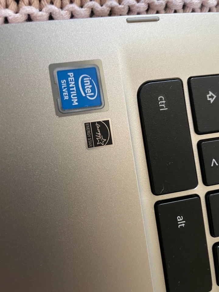 ASUS Chromebook C424MA-EB0082 14" FHD Intel Pentium, RAM 8Go, eMMC 64Go, AZERTY - Photo 3/4