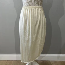 Vintage Vanity Fair Half Slip Side Slit / Small Medium / Cream / Never Been Worn