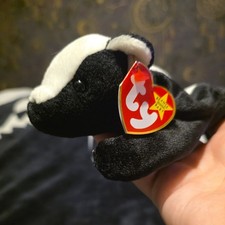 Ty Beanie Babies Stinky the Skunk plush soft toy with tag 