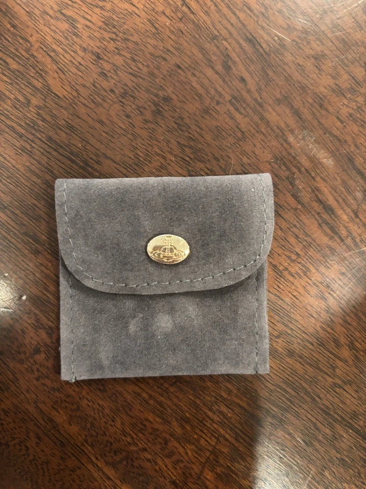 Pendientes Vivienne Westwood Cristal Orbe Rosa Foto 3 de 3