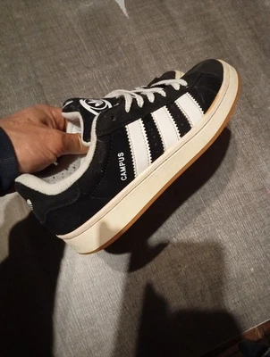 Adidas Campus
