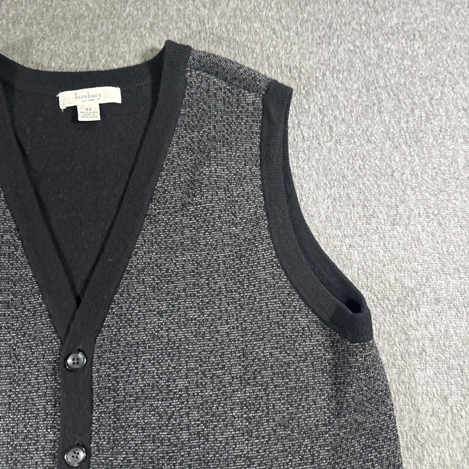 Colete Suéter Turnbury Masculino Tamanho 40 (médio) 100% Lã Botão Frontal Preto Cinza - Imagem 2 de 4