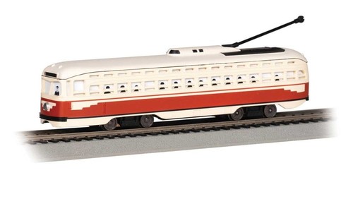 Bachmann - PCC Streetcar - Standard DC -- Painted, Unlettered (red, cream) - HO
