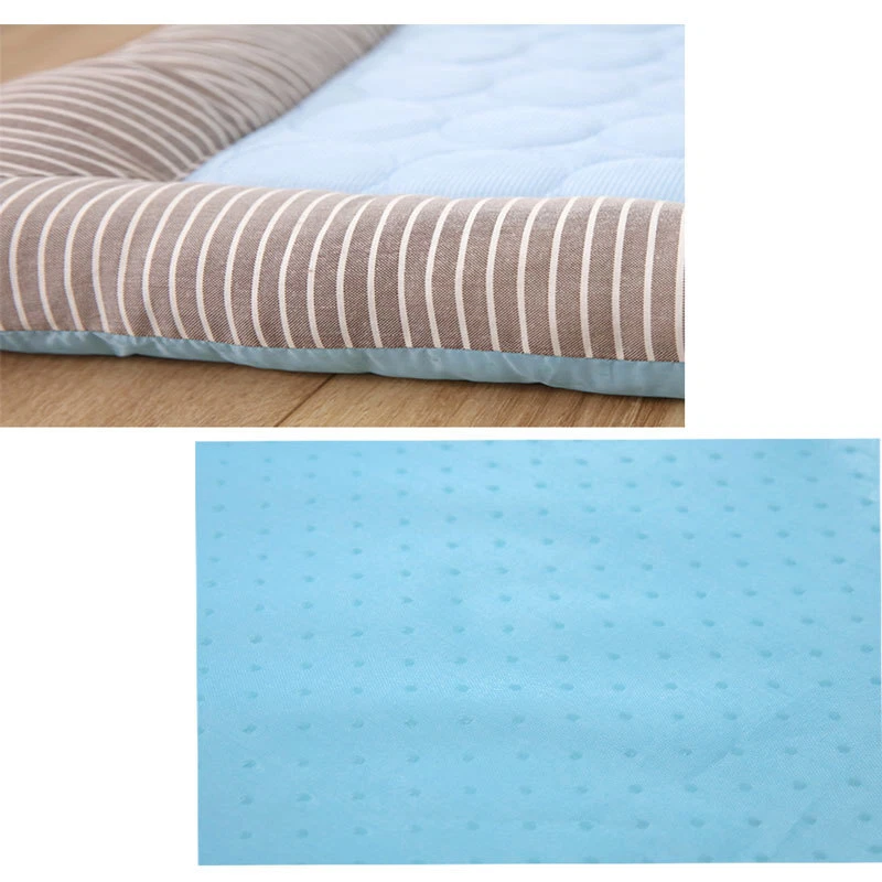 Pet Cooling Pad Bed For Dogs Cats Puppy Kitten Cool Mat Pet Blanket Ice Silk Mat - Image 4 of 4