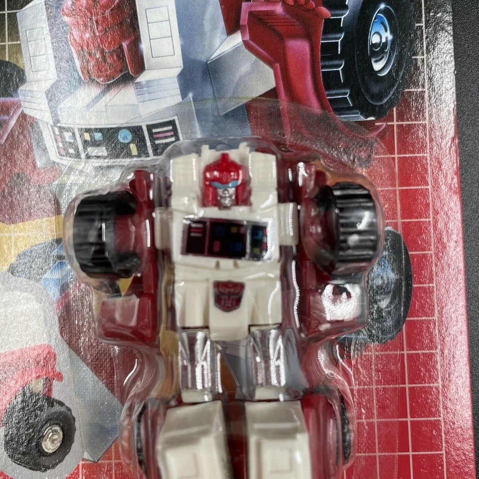 Hasbro - Transformers: G1 Reissue (2018) Swerve; NEW Mint on Sealed Card - Image 2 of 4