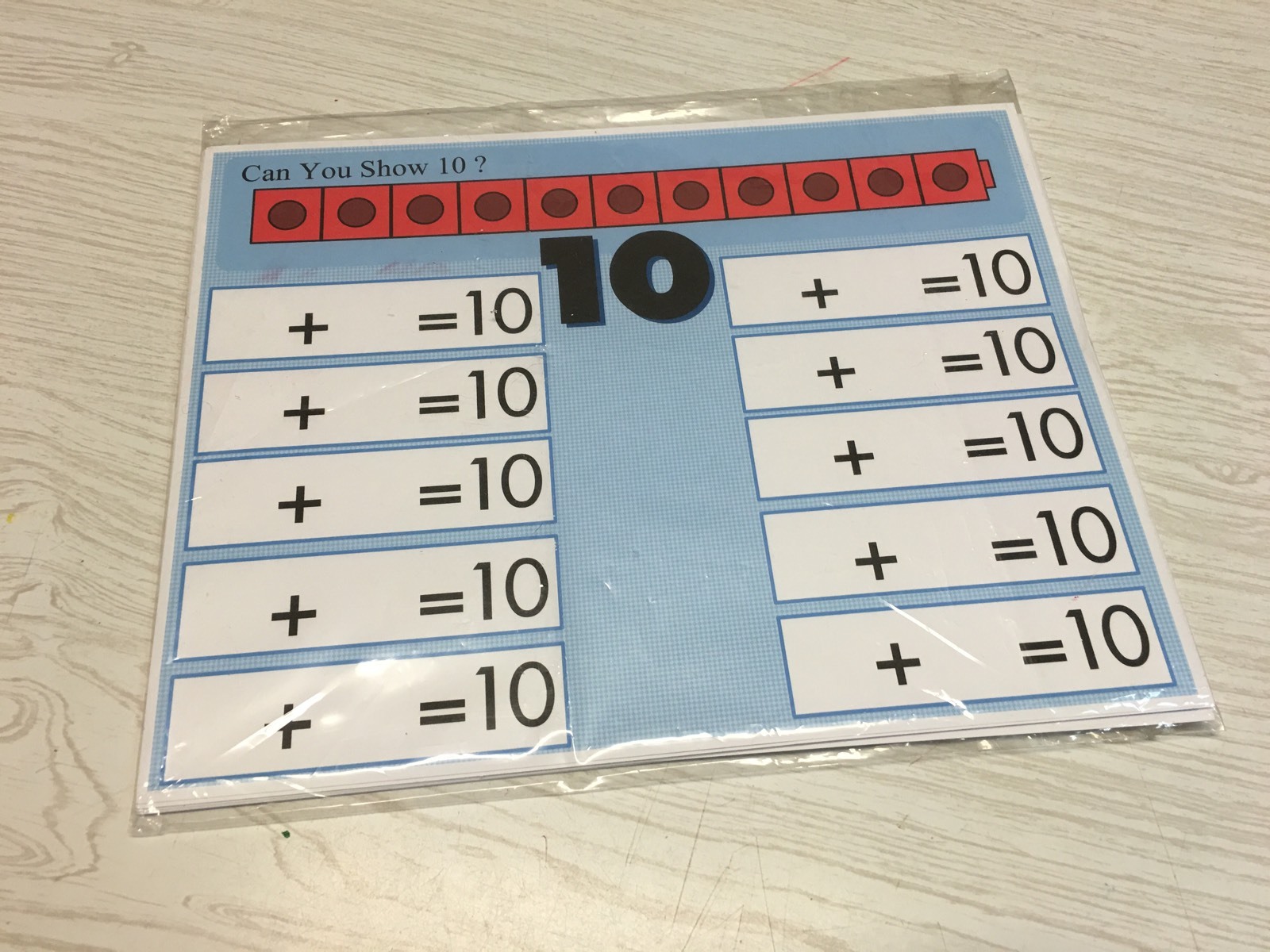 12 Tappetini a Scatto Cubi - Kit Centro di Apprendimento - Matematica - (12 Tappetini Laminati Cancellazione a Secco)