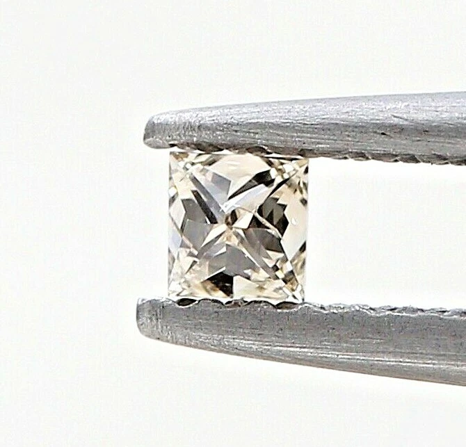 Real Natural Diamond 0.085ct Intense Yellow Sparkling Princess Brilliant Cut Gif - Image 4 of 4