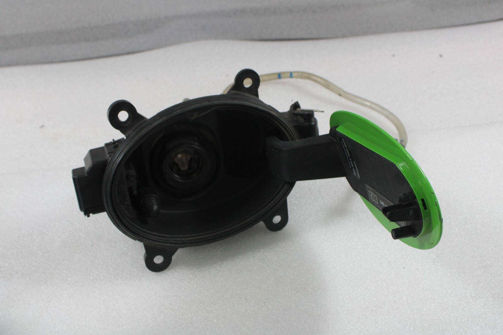 Mclaren 570S, Fuel Filler Door, Green, Used