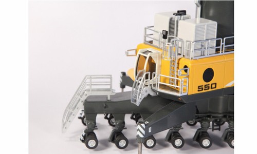 1:87 NZG LIEBHERR LHM 550 Grúa portuaria móvil máquina de construcción modelo fundido a presión - Imagen 6 de 7