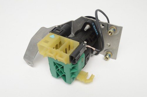 97-04 C5 Corvette Ignition Switch w/ Key #11 100424 - Picture 5 of 5