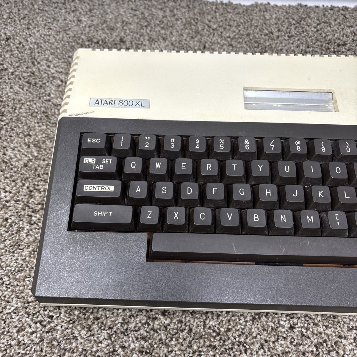 Vintage ATARI 800 XL 8-Bit Computer w/ Power Supply Tested & Works