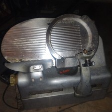 Vintage US Berkel Commercial Meat Slicer – Functional Deli Slicer – Heavy Duty