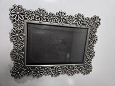 Picture Frame Photo Frame Flowers Floral 4 x 6 Inch Pic Korea Heavy Pewter Color