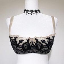 Vintage 2003 Victoria  s Secret Black And Creme Embroidered Beaded Balconette Bra
