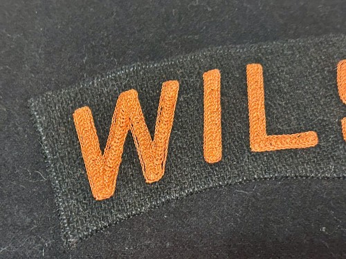 Parche vintage Wilson Highschool con naranja negro - Imagen 3 de 14