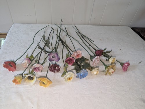 Lot of 18 Stemmed Porcelain  Flowers Ceramic Decorative Floral Italy