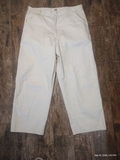 Uniqlo Wide Fit Chino Pants Mens 34x26 Cream Relaxed Trousers Classic 