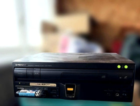 Pioneer CLD-A100 Laser Active LD Player with PAC S10 SEGA Remote CPD-S10 Tested