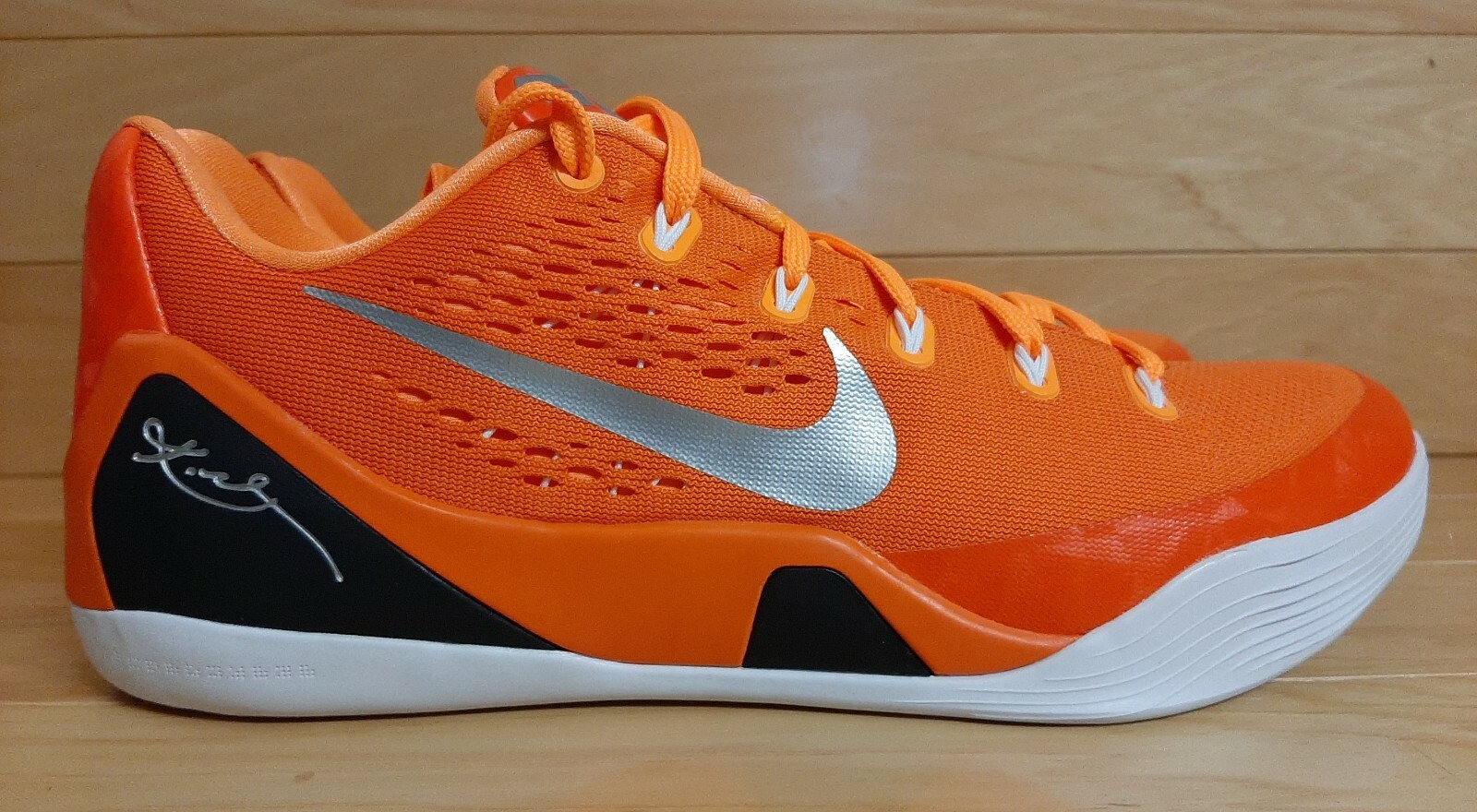 kobe 9 em