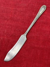 Hampton Court Community Plate 1926 Flatware Wreath ONEIDA Butter Knife