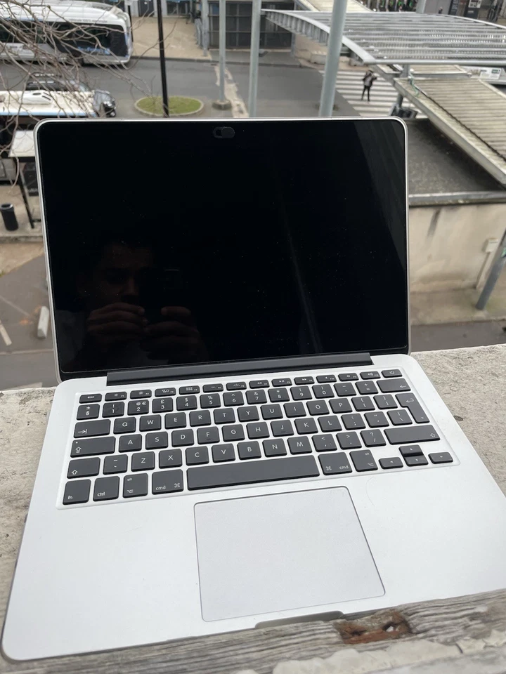 MacBooks Pro 13’’ i7 RAM 16G 512GB - Image 4 of 4