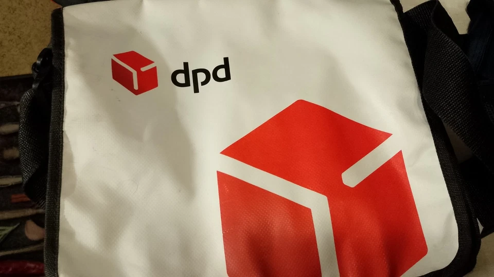 4 Stück Diverse Rucksäcke Und Taschen - Bild 2 von 4