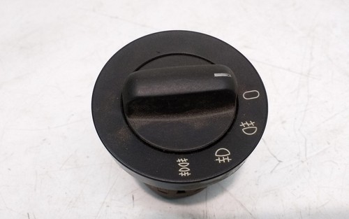 BMW 5 E39 Scheinwerferschalter 8363684 2.0 Benzin 110kw 1997 27547976