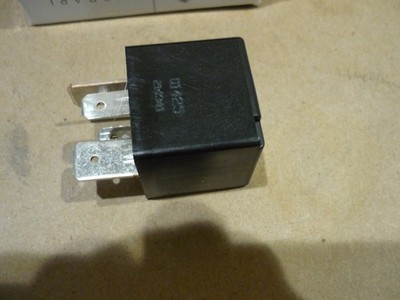 Ferrari 360,430,575,612 - Relay Z.B. 50Amp - P/N 194909 | eBay