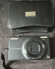 Nikon COOLPIX S6100 16.0MP Black Compact Came...