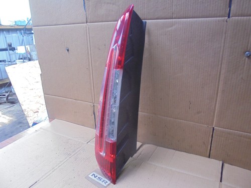 FORD C MAX 2008 NEARSIDE PASSENGERS SIDE REAR LIGHT - Picture 9 of 12