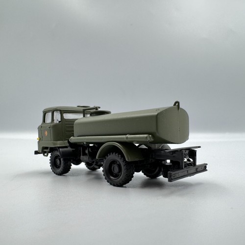 IFA L 60 FUEL GAS TRUCK DDR Army "NVA" scale 1/87 (HO) - Picture 2 of 5